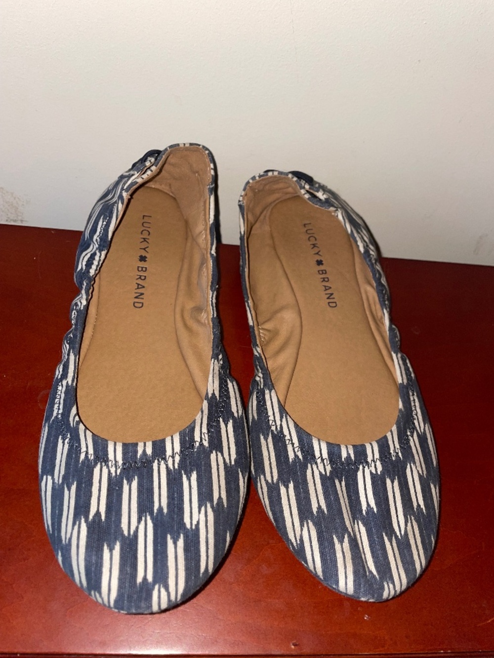 Lucky Brand Echo Ballet Flats Blue and white pattern